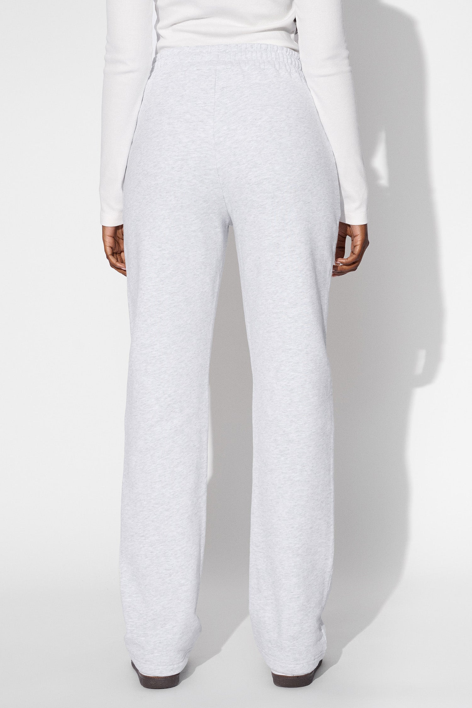 Regular sweatpants online